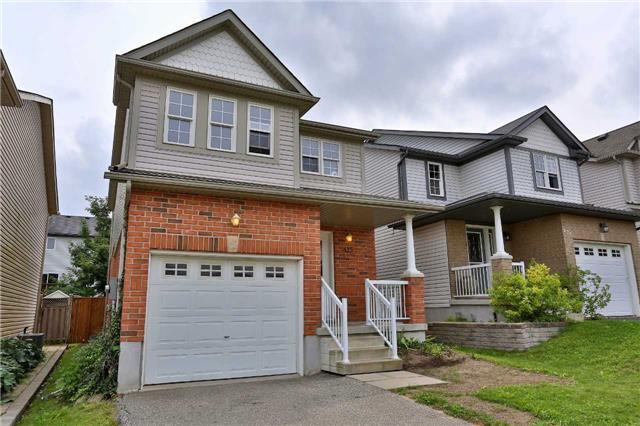 475 Trembling Aspen Ave, House detached with 3 bedrooms, 3 bathrooms and 1 parking in Waterloo ON | Image 3