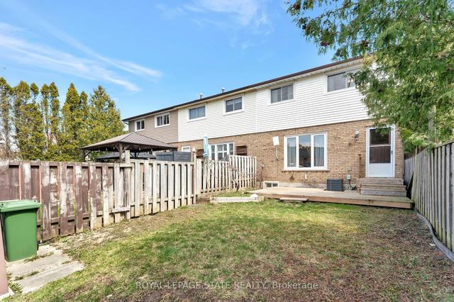 30 Silvervine Dr, House attached with 3 bedrooms, 2 bathrooms and 2 parking in Hamilton ON | Image 24