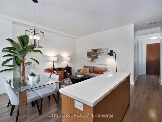 605 - 111 St Clair Ave W, Condo with 2 bedrooms, 2 bathrooms and 1 parking in Toronto ON | Image 28