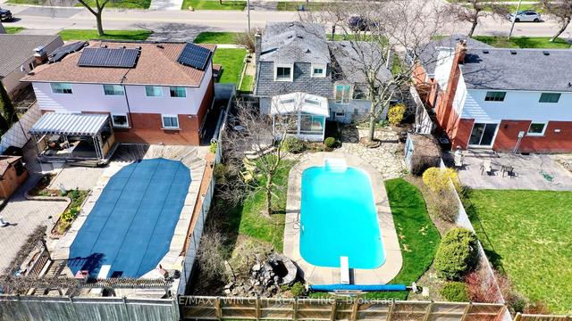 205 Mcgarry Dr, House detached with 3 bedrooms, 2 bathrooms and 3 parking in Kitchener ON | Image 18