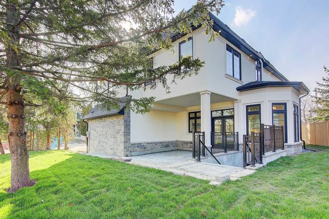399 Seaton Dr, House detached with 4 bedrooms, 5 bathrooms and 6 parking in Oakville ON | Image 35