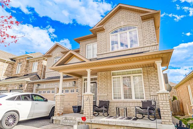 570 Kingsfield Loop, House detached with 4 bedrooms, 5 bathrooms and 6 parking in Oshawa ON | Image 12