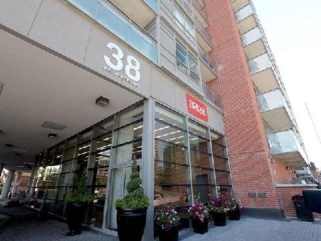1703 - 38 Joe Shuster Way, Condo with 1 bedrooms, 2 bathrooms and 1 parking in Toronto ON | Image 4