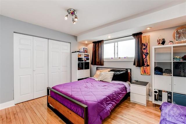 390 Mackay Street, House other with 0 bedrooms, 0 bathrooms and 3 parking in Ottawa ON | Image 5