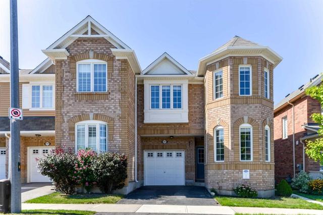 501 Mcferran Cres, House attached with 4 bedrooms, 3 bathrooms and 1 parking in Milton ON | Image 2