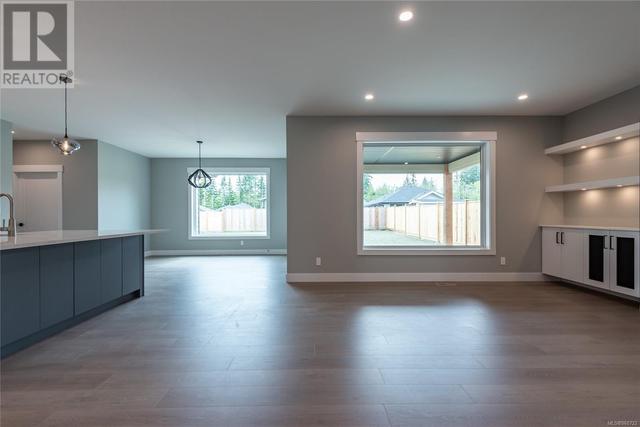 721 Beaver Creek Blvd, House detached with 3 bedrooms, 3 bathrooms and 2 parking in Campbell River BC | Image 11