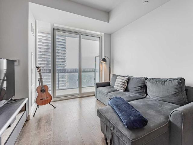 2112 - 8 Eglinton Ave E, Condo with 1 bedrooms, 2 bathrooms and 0 parking in Toronto ON | Image 5