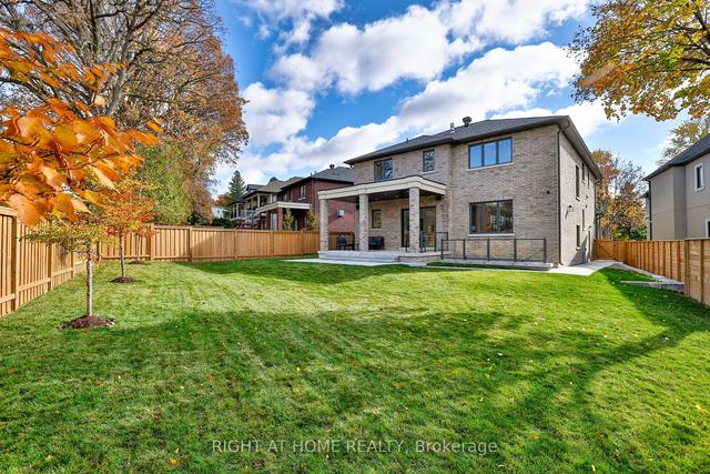 8 Hughson Dr, House detached with 4 bedrooms, 6 bathrooms and 8 parking in Markham ON | Image 32