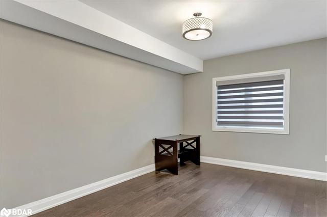 212 - 720 Yonge St Street, House attached with 2 bedrooms, 2 bathrooms and 1 parking in Barrie ON | Image 20