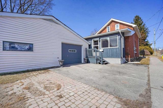 79 Francis St, House detached with 2 bedrooms, 2 bathrooms and 2 parking in Port Hope ON | Image 9