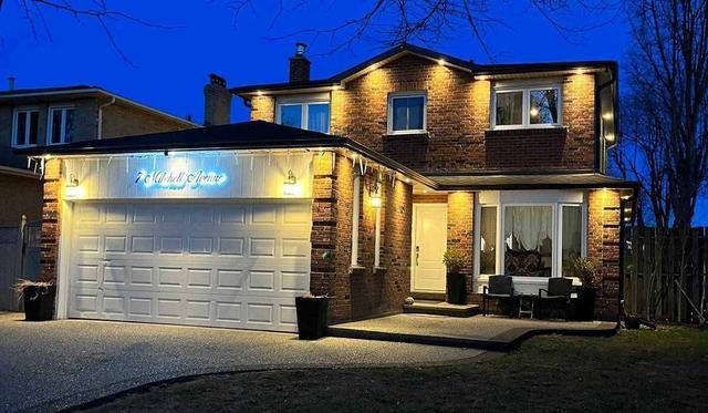 7 Mitchell Ave, House detached with 3 bedrooms, 4 bathrooms and 8 parking in Brampton ON | Image 1
