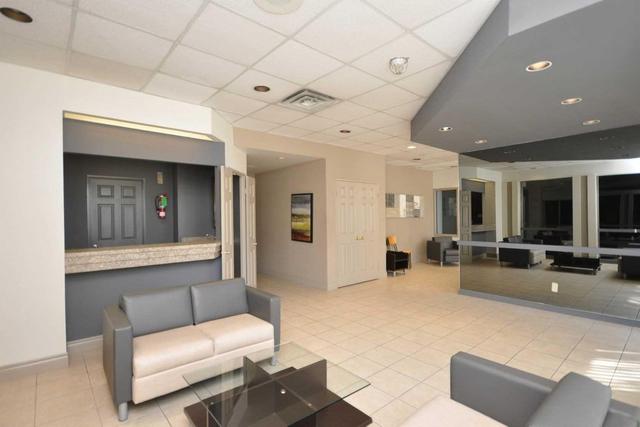 2002 - 4450 Tucana Crt, Condo with 2 bedrooms, 2 bathrooms and 1 parking in Mississauga ON | Image 4