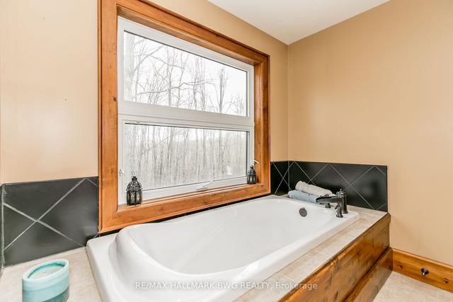 86 Huronwoods Dr, House detached with 3 bedrooms, 3 bathrooms and 20 parking in Oro Medonte ON | Image 13