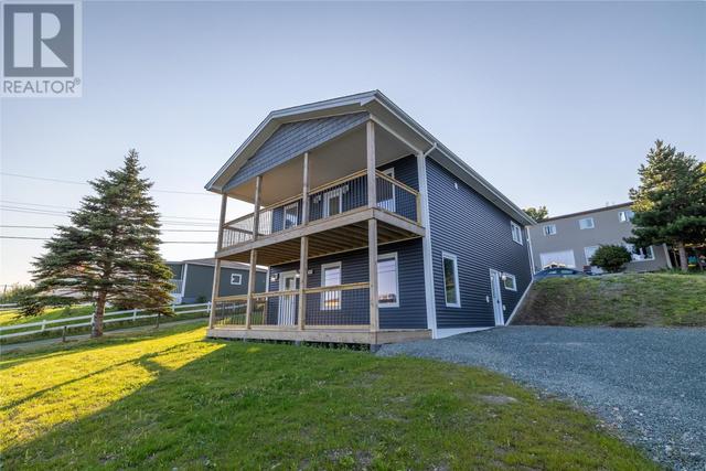 705 Main Road, House detached with 3 bedrooms, 2 bathrooms and null parking in Pouch Cove NL | Image 2