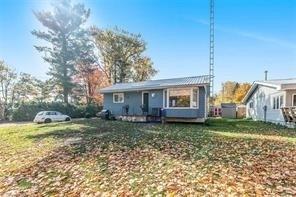 65 Lakeshore Rd W, House detached with 2 bedrooms, 2 bathrooms and 6 parking in Oro Medonte ON | Image 21
