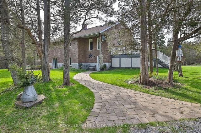 979 Wyman Rd, House detached with 1 bedrooms, 2 bathrooms and 13 parking in Tyendinaga ON | Image 1