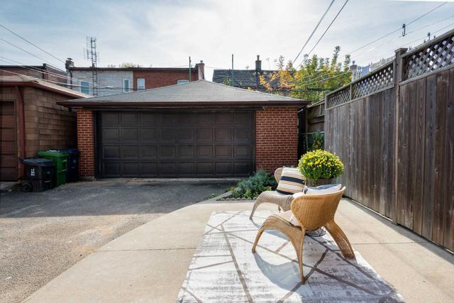 129 Holland Park Ave, House semidetached with 3 bedrooms, 2 bathrooms and 2 parking in Toronto ON | Image 13
