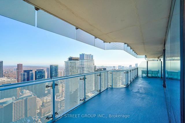 5001 - 1 Bloor St E, Condo with 2 bedrooms, 3 bathrooms and 1 parking in Toronto ON | Image 19