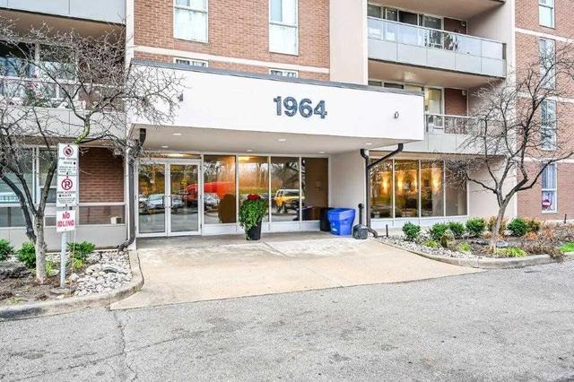 1508 - 1964 Main St W, Condo with 3 bedrooms, 2 bathrooms and 2 parking in Hamilton ON | Image 12