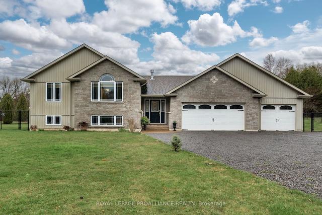 13562 Little Lake Rd, House detached with 2 bedrooms, 3 bathrooms and 13 parking in Cramahe ON | Image 1