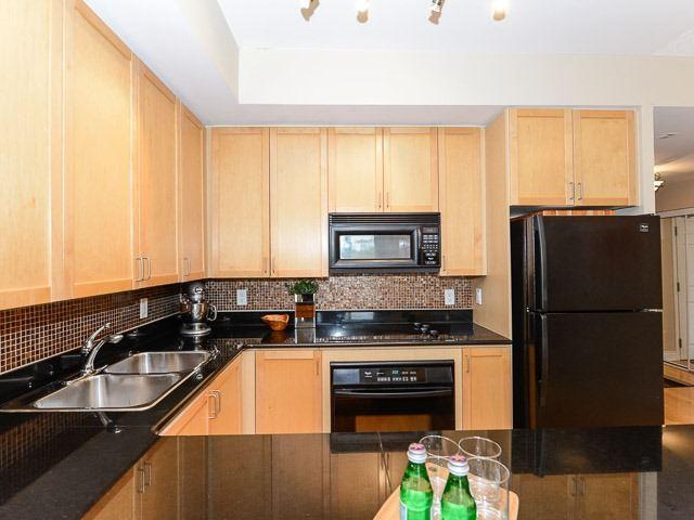 lph 7 - 245 Davisville Ave, Condo with 1 bedrooms, 1 bathrooms and 1 parking in Toronto ON | Image 10