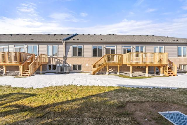 19 - 17 Lakewood Cres, Townhouse with 2 bedrooms, 3 bathrooms and 2 parking in Kawartha Lakes ON | Image 28