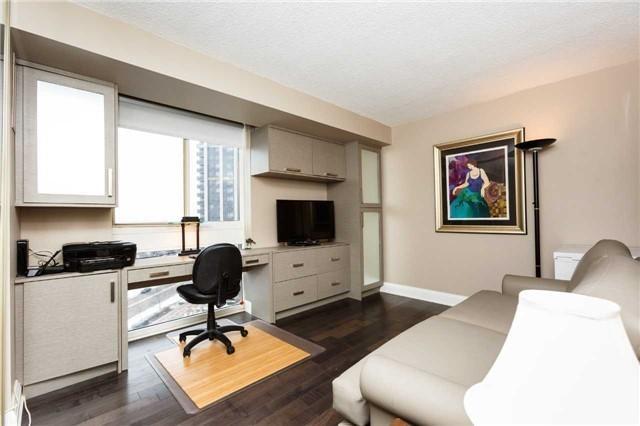 1003 - 131 Beecroft Rd, Condo with 2 bedrooms, 2 bathrooms and 1 parking in Toronto ON | Image 14