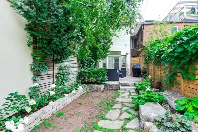 10 Salisbury Ave, House attached with 3 bedrooms, 3 bathrooms and 1 parking in Toronto ON | Image 26
