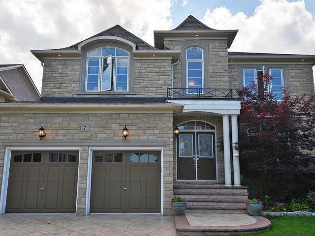 7 Adriatic Cres, House detached with 5 bedrooms, 5 bathrooms and 4 parking in Brampton ON | Image 1