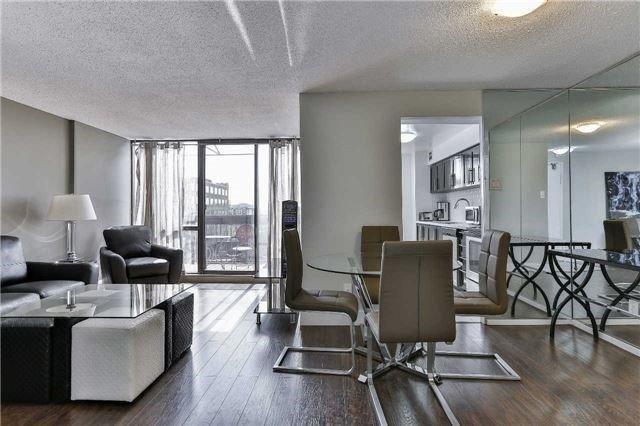 365 - 49 Mc Caul St, Condo with 1 bedrooms, 1 bathrooms and null parking in Toronto ON | Image 1