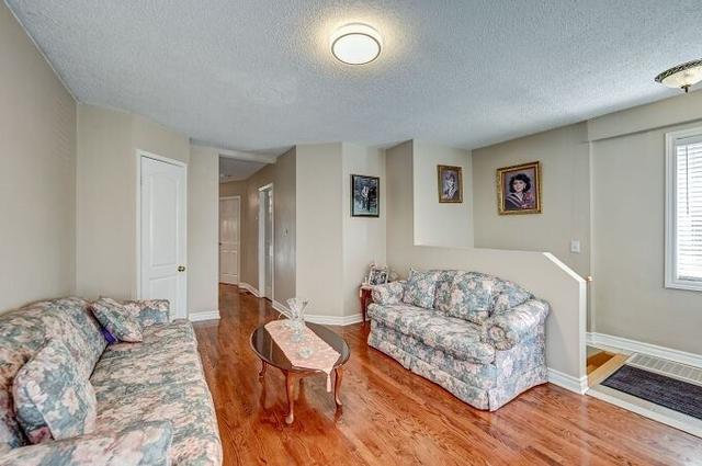 613 Caledonia Rd, House detached with 2 bedrooms, 2 bathrooms and 3 parking in Toronto ON | Image 28