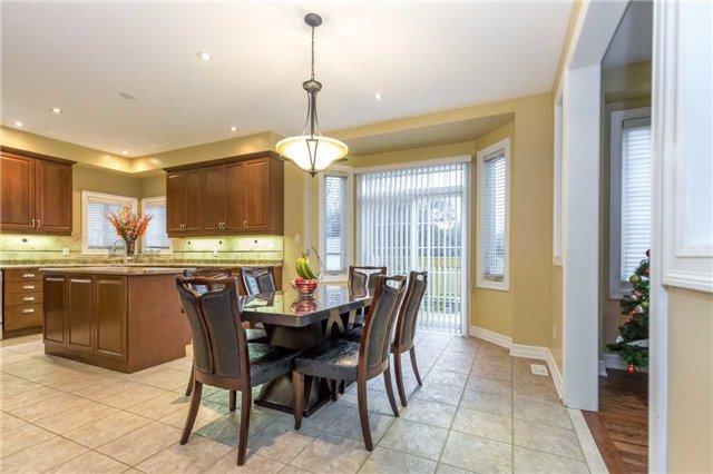 65 Freshspring Dr, House detached with 5 bedrooms, 5 bathrooms and 4 parking in Brampton ON | Image 7