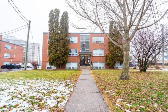 108 - 37 Mericourt Road, Condo with 1 bedrooms, 1 bathrooms and 1 parking in Hamilton ON | Image 3