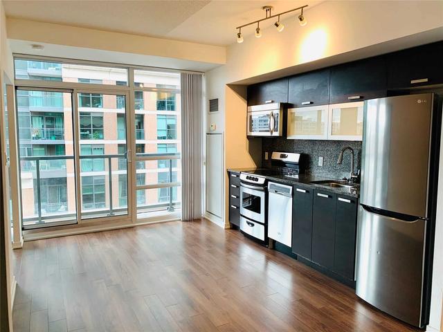 621 - 68 Abell St, Condo with 2 bedrooms, 2 bathrooms and 1 parking in Toronto ON | Image 2