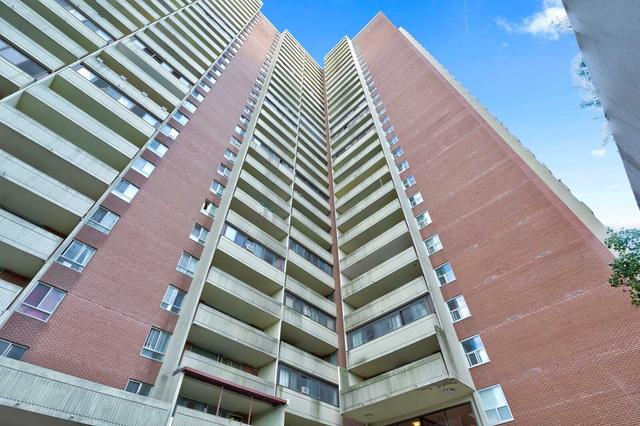 214 - 5 Massey Sq E, Condo with 3 bedrooms, 2 bathrooms and 0 parking in Toronto ON | Image 1