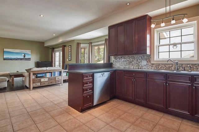 872 The Glen Rd, House detached with 3 bedrooms, 4 bathrooms and 14 parking in Kawartha Lakes ON | Image 37