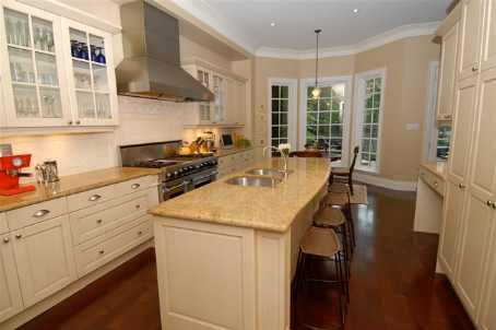 79 Elm Ave, House detached with 4 bedrooms, 5 bathrooms and 4 parking in Toronto ON | Image 4
