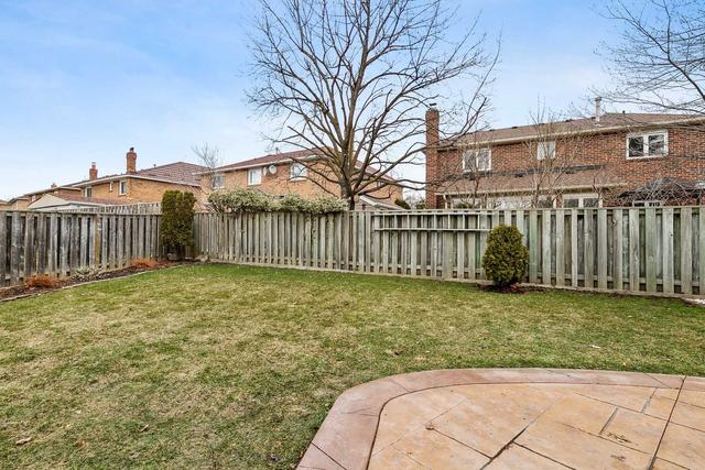 24 Brydon Cres, House detached with 3 bedrooms, 4 bathrooms and 5 parking in Brampton ON | Image 31