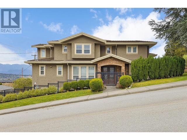 528 Macdonald Avenue, House detached with 6 bedrooms, 5 bathrooms and 4 parking in Burnaby BC | Image 1