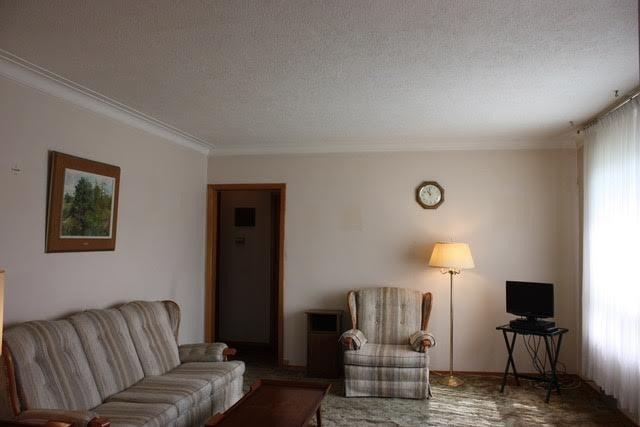 86 Westrose Ave, House detached with 3 bedrooms, 1 bathrooms and 3 parking in Toronto ON | Image 5