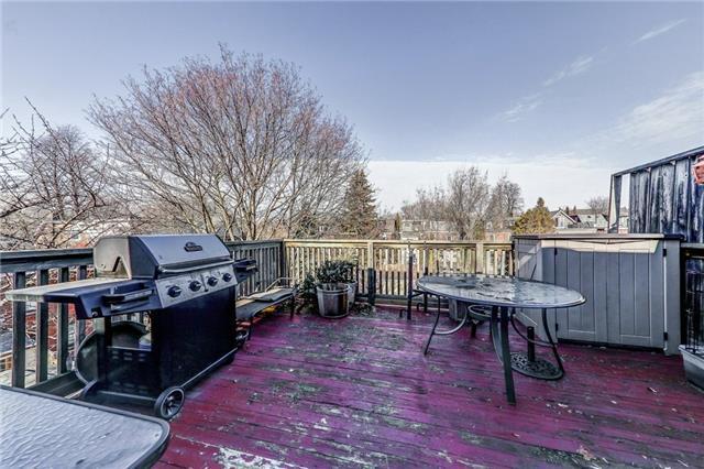240 Garden Ave, House semidetached with 5 bedrooms, 5 bathrooms and 3 parking in Toronto ON | Image 17