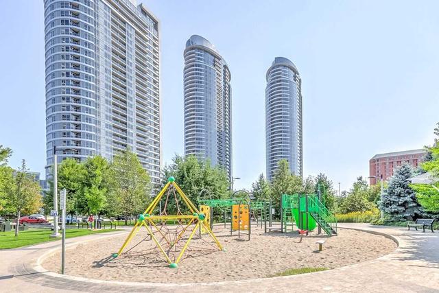 907 - 125 Village Green Sq, Condo with 1 bedrooms, 1 bathrooms and 1 parking in Toronto ON | Image 1