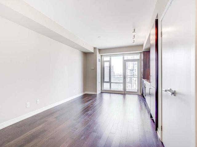 2403 - 21 Widmer St, Condo with 0 bedrooms, 1 bathrooms and 0 parking in Toronto ON | Image 11