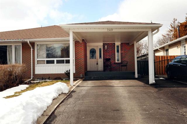 1569 Hobbs Cres, House semidetached with 3 bedrooms, 2 bathrooms and 3 parking in Mississauga ON | Image 12