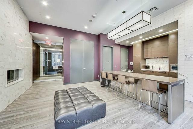404 - 105 George St, Condo with 2 bedrooms, 2 bathrooms and 0 parking in Toronto ON | Image 22