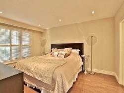 14 Foursome Cres, House detached with 3 bedrooms, 3 bathrooms and 6 parking in Toronto ON | Image 8