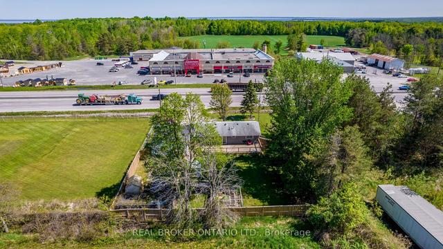 2928 Highway 11, House detached with 3 bedrooms, 2 bathrooms and 8 parking in Oro Medonte ON | Image 28