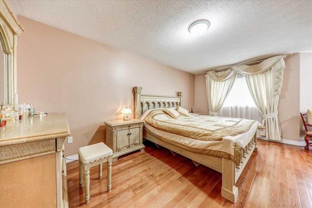 5114 Ancient Stone Ave, House detached with 4 bedrooms, 4 bathrooms and 6 parking in Mississauga ON | Image 11