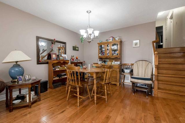 348 Centre St, House semidetached with 4 bedrooms, 3 bathrooms and 5 parking in Brampton ON | Image 25