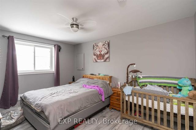 151 Anne St N, House other with 3 bedrooms, 2 bathrooms and 5 parking in Barrie ON | Image 6